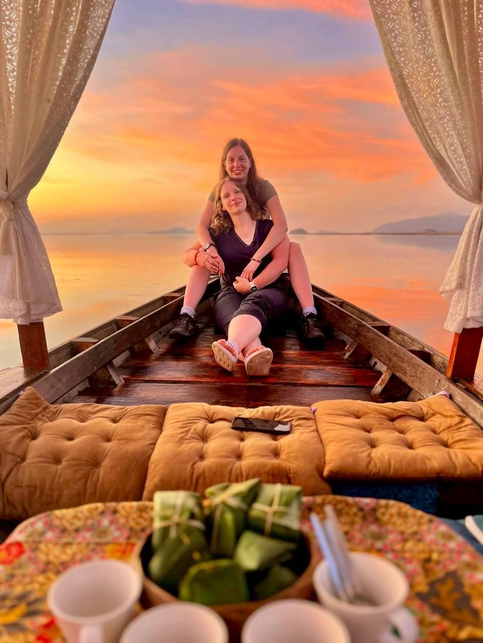 tour-listing-details-slide