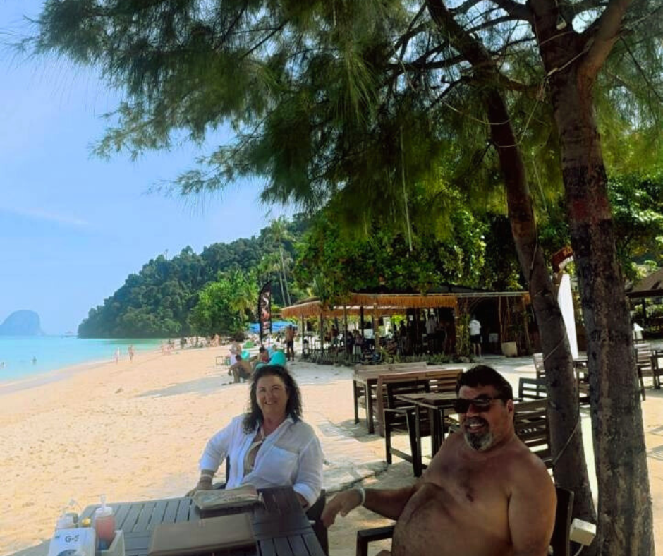 tour-listing-details-slide