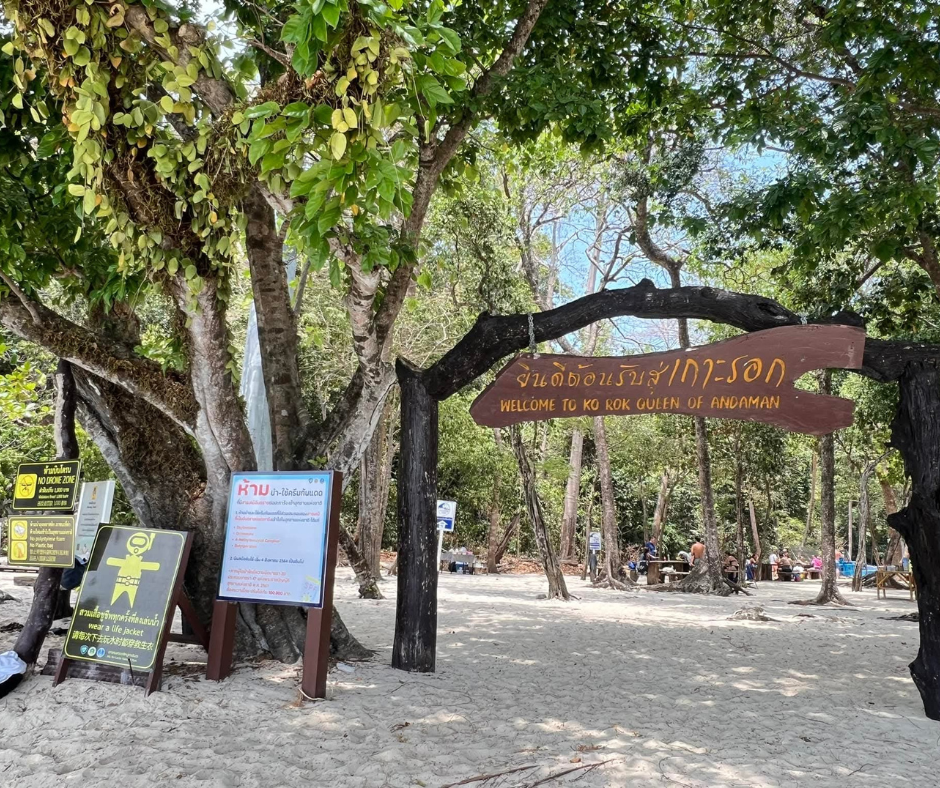 tour-listing-details-slide