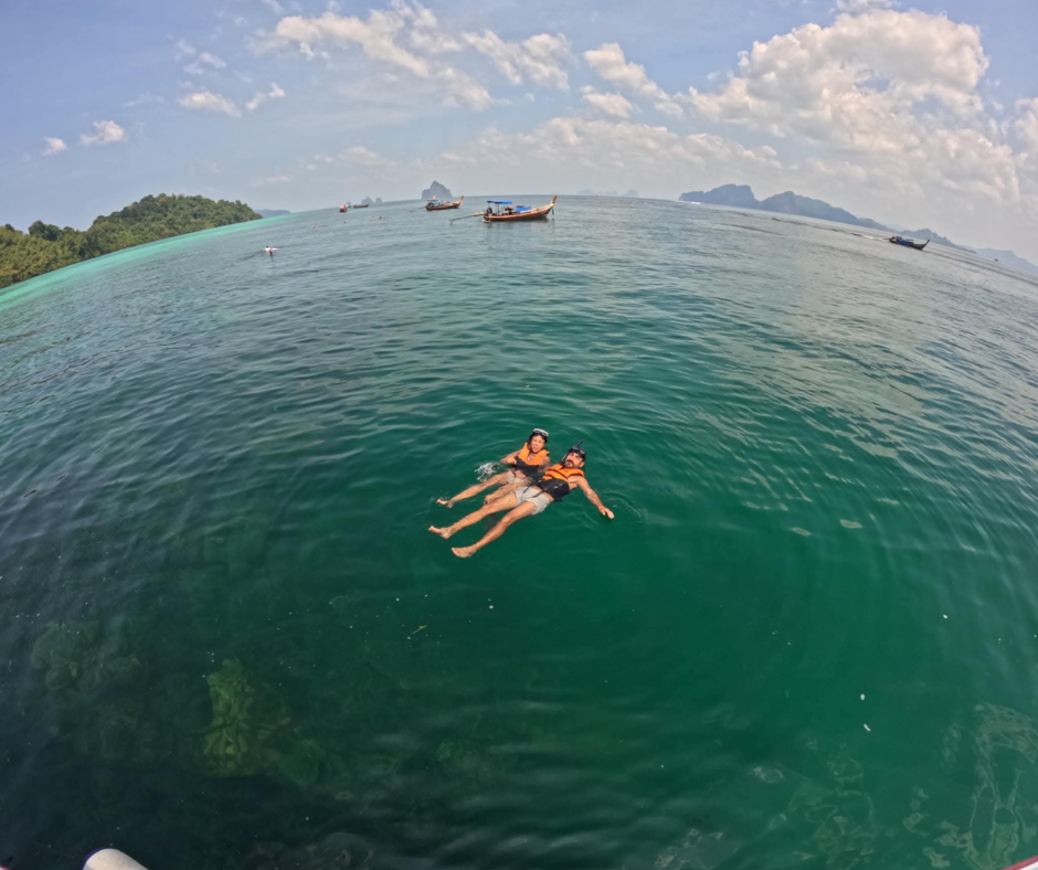 tour-listing-details-slide