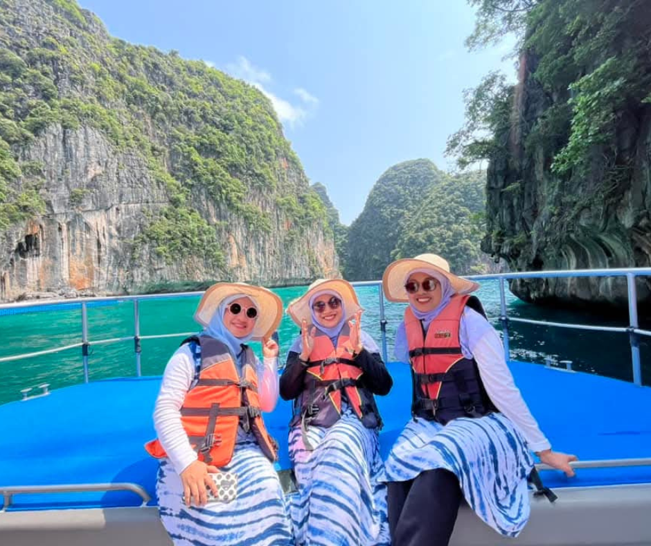 tour-listing-details-slide