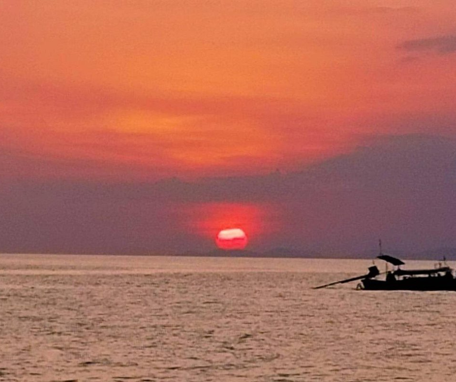 tour-listing-details-slide